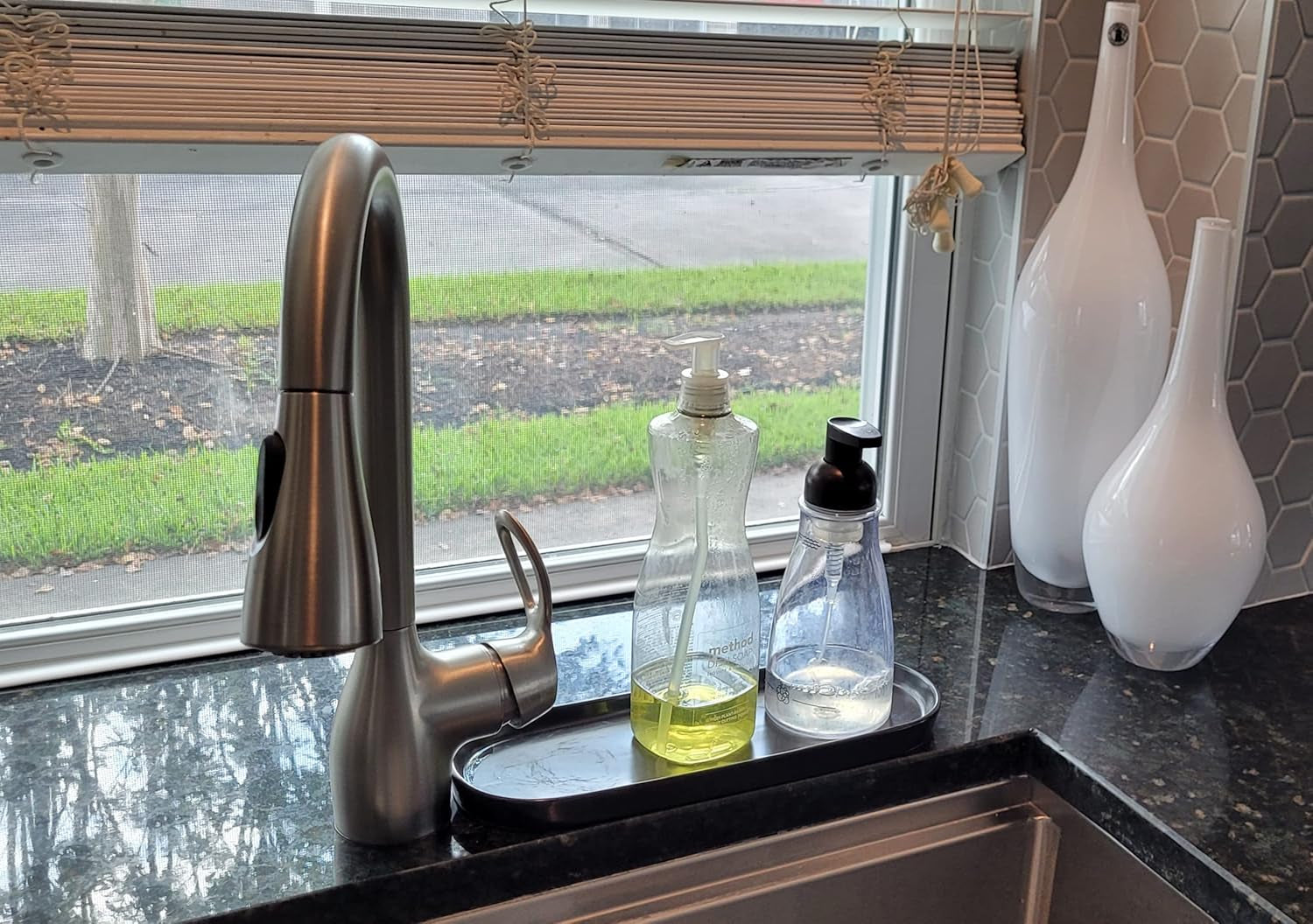 Ceramic Sink Tray, Bathroom Counter and Bathtub Organizer, Cosmetics Dish, Candle Holder, Perfume Shampoo Liquid Soap Holder - Simple Style Design for Bathroom and Kitchen (2Pcs White)